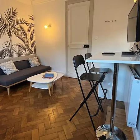 Διαμέρισμα With Balcony