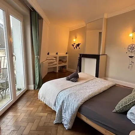 Appartement With Balcony *